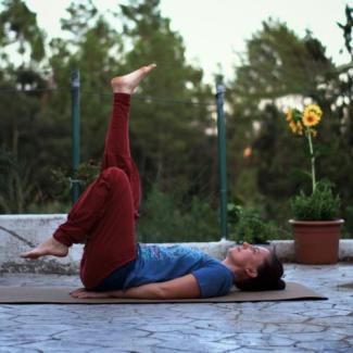 Yoga para el equilibrio hormonal - practica en tu casa