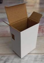 Caja blanca de base 42x64 mm y altura 80 mm
